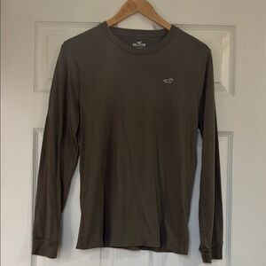 Men’s Hollister Long Sleeve Top